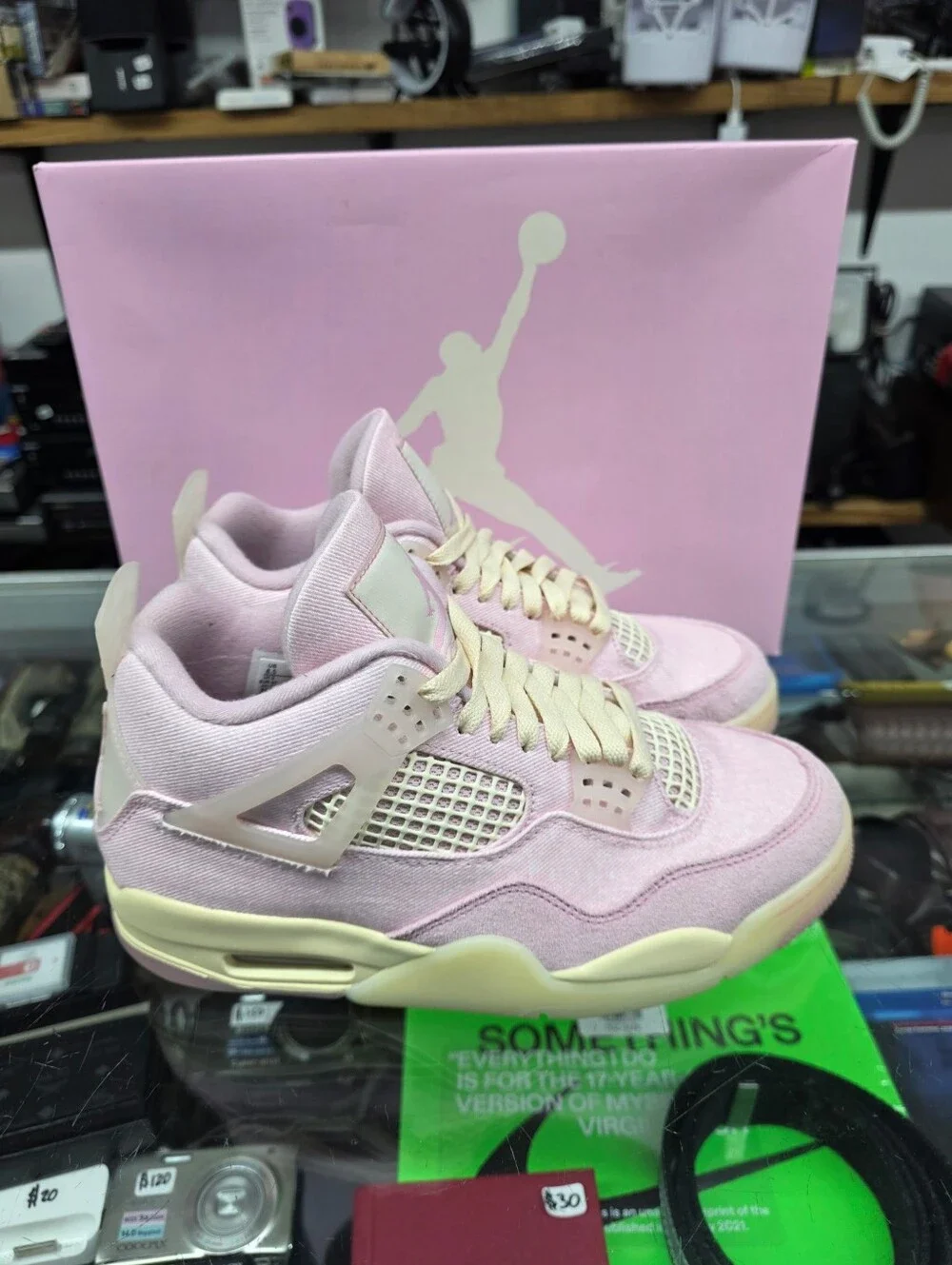 Nike Air Jordan 4 Retro Iced Carmine IB6716-600 Women's Size 8.5